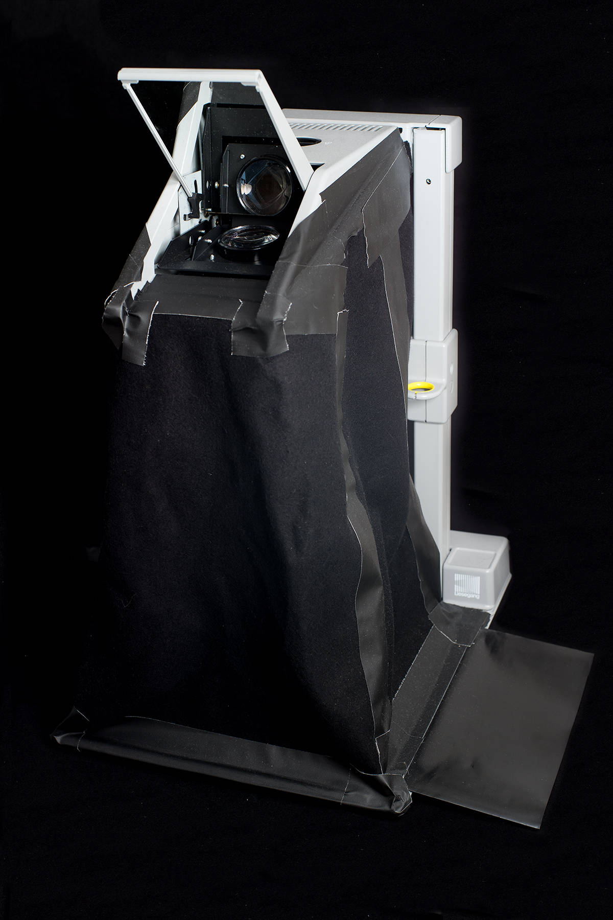 a overheadprojector converted to a camera